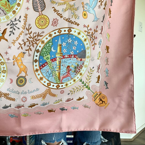 Hermes Escales Méditerranéennes Mousseline Fish Aquatic Pink Scarf Shawl - Picture 9 of 13